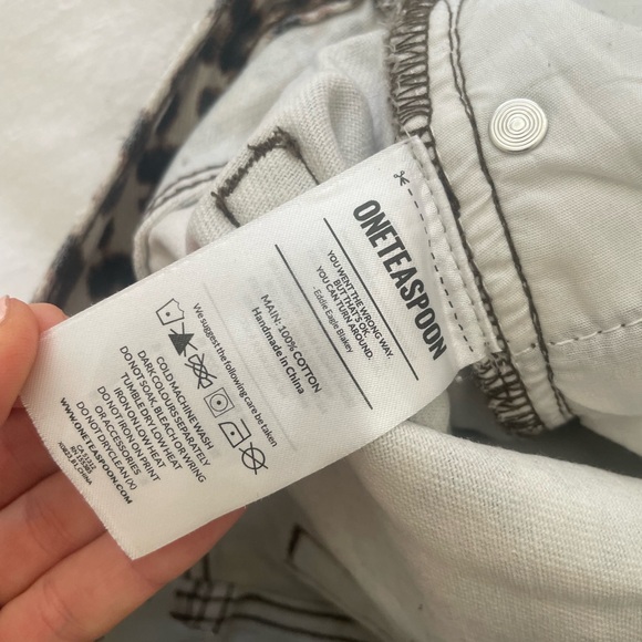 ONE teaspoon Animal Bandit Mid Waist Shorts - Picture 8 of 16